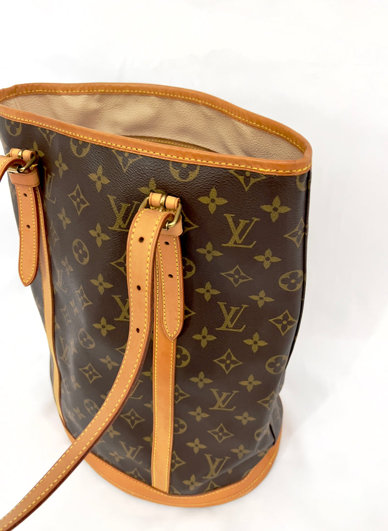 Louis Vuitton Bucket GM Tote