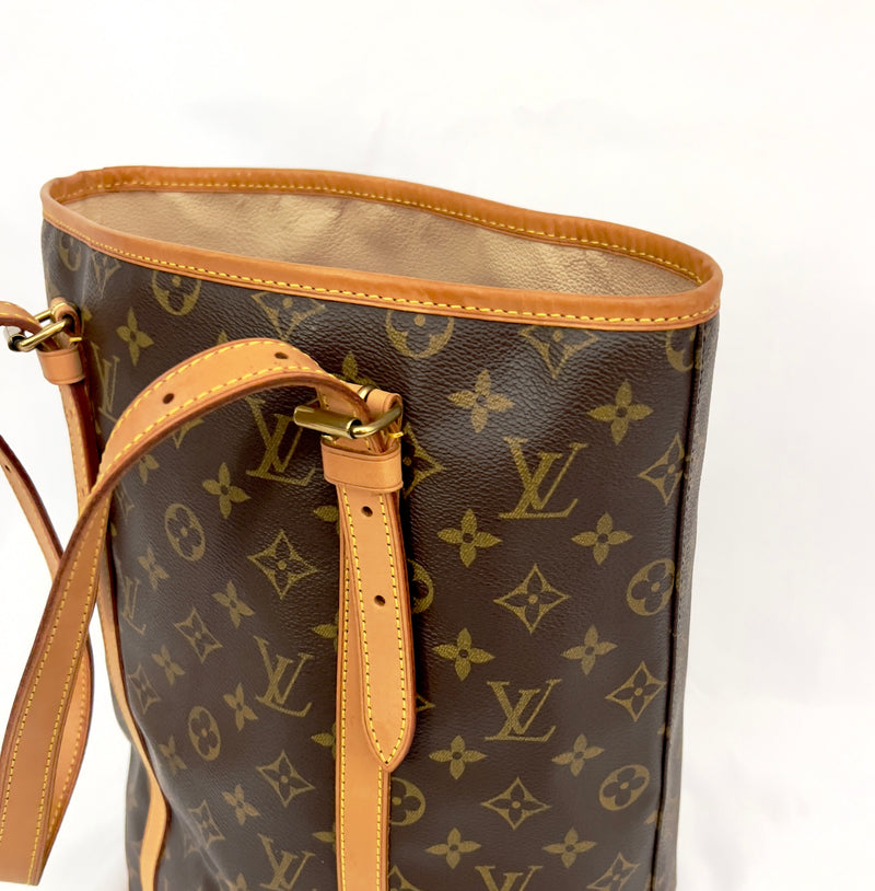 Louis Vuitton Bucket GM Tote