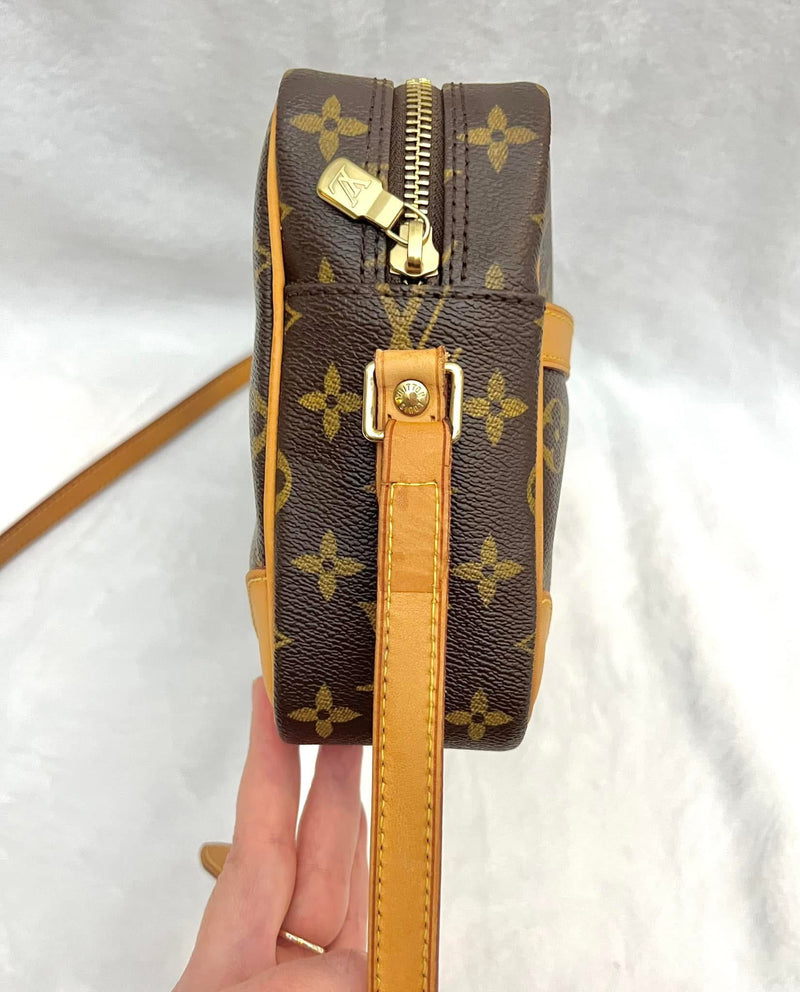 Louis Vuitton Trocadero 27 Crossbody