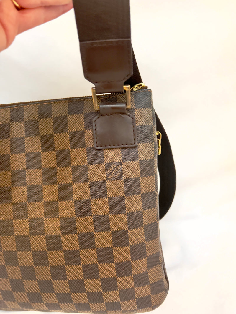 Damier Ebene Bosphore Pochette
Crossbody