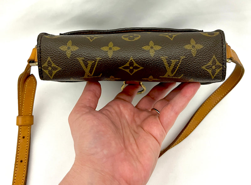 Louis Vuitton Monogram Saint Cloud MM Crossbody