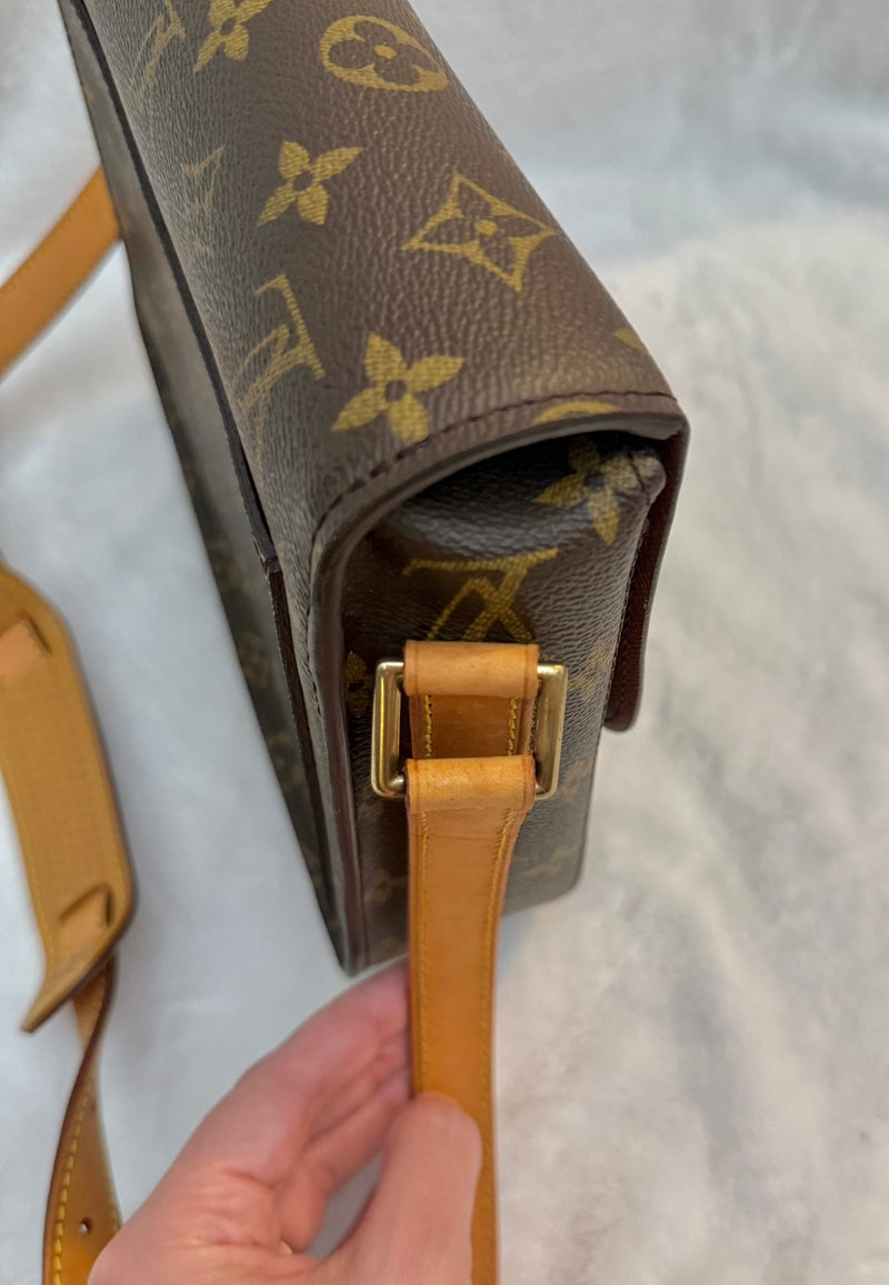 Louis Vuitton Monogram Saint Cloud GM Crossbody