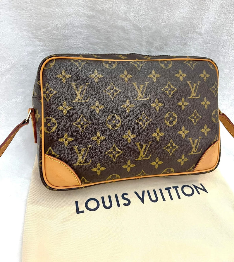 Louis Vuitton Trocadero 27 Crossbody
