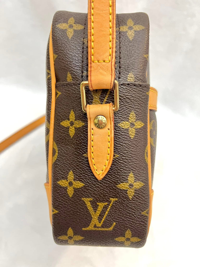 Louis Vuitton Trocadero 27 Crossbody