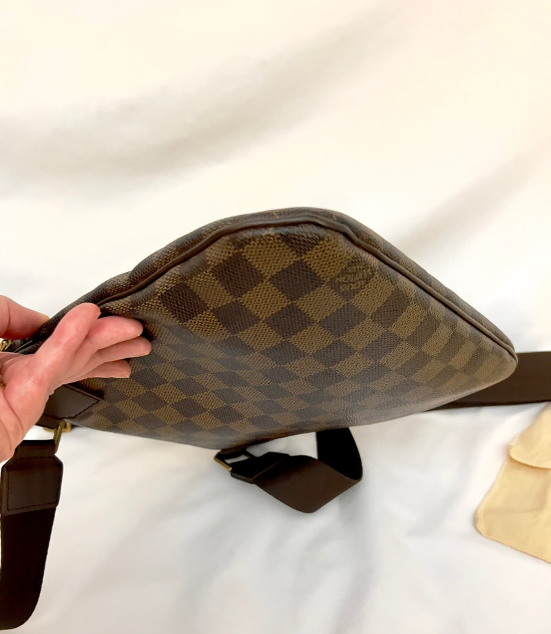 Damier Ebene Bosphore Pochette
Crossbody