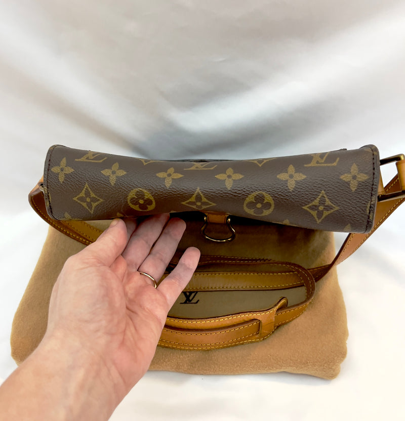 Louis Vuitton Saint Cloud GM Crossbody