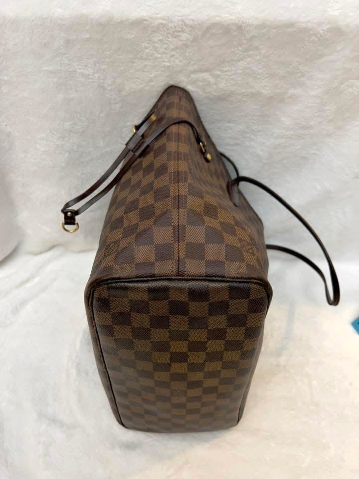 Louis Vuitton Damier Ebene Neverfull MM