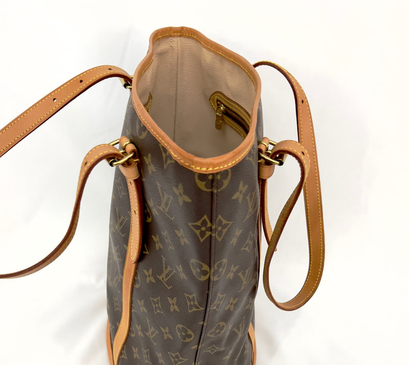 Louis Vuitton Bucket GM Tote