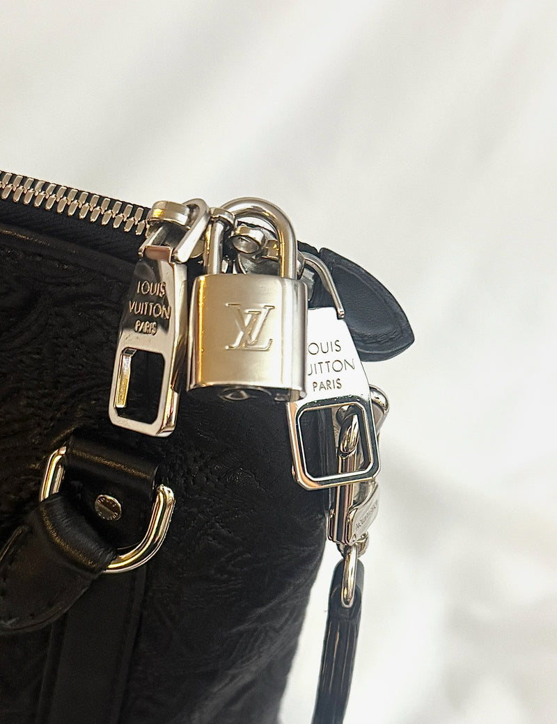 Louis Vuitton Antheia Ixia PM Leather Hobo/ Shoulder Bag