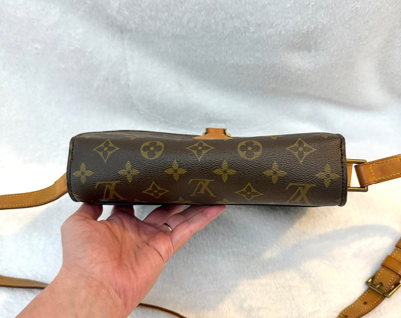 Louis Vuitton Monogram Saint Cloud GM