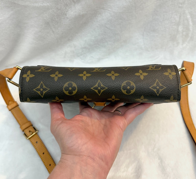 Louis Vuitton Monogram Saint Cloud GM Crossbody