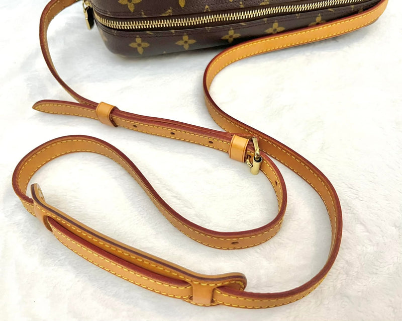 Louis Vuitton Trocadero 27 Crossbody