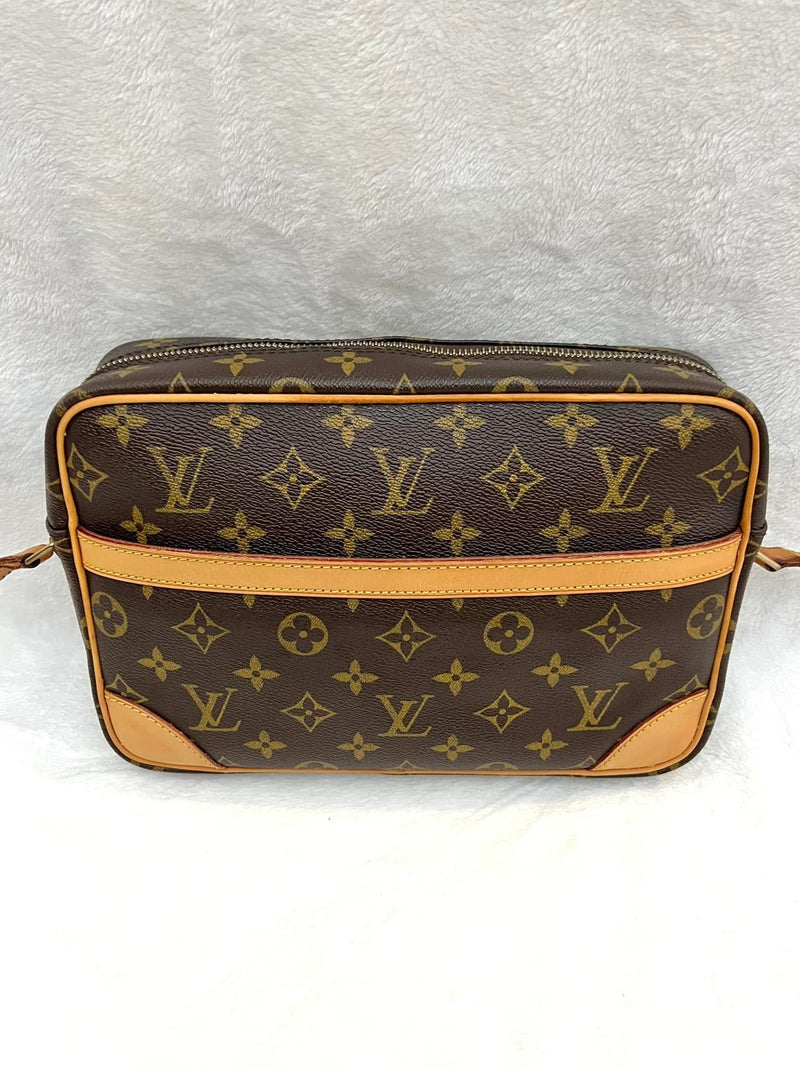 Louis Vuitton Trocadero 27 Crossbody