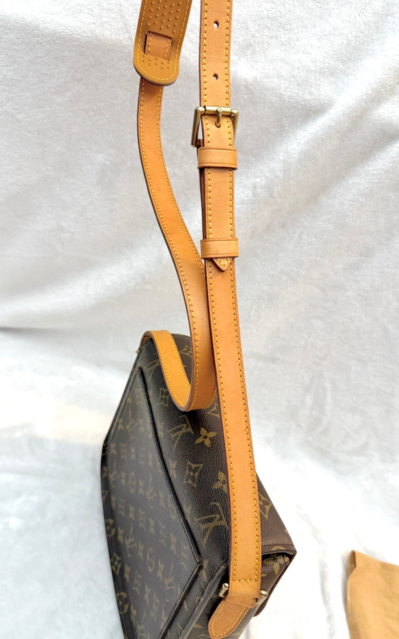 Louis Vuitton Monogram Saint Cloud GM Crossbody