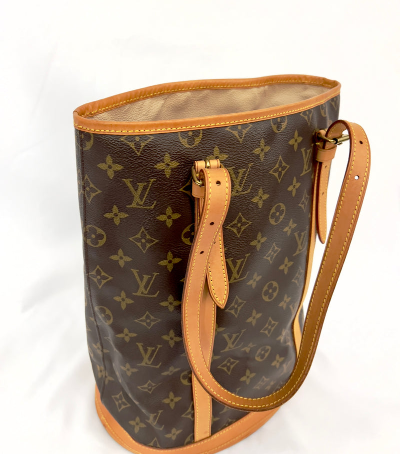 Louis Vuitton Bucket GM Tote