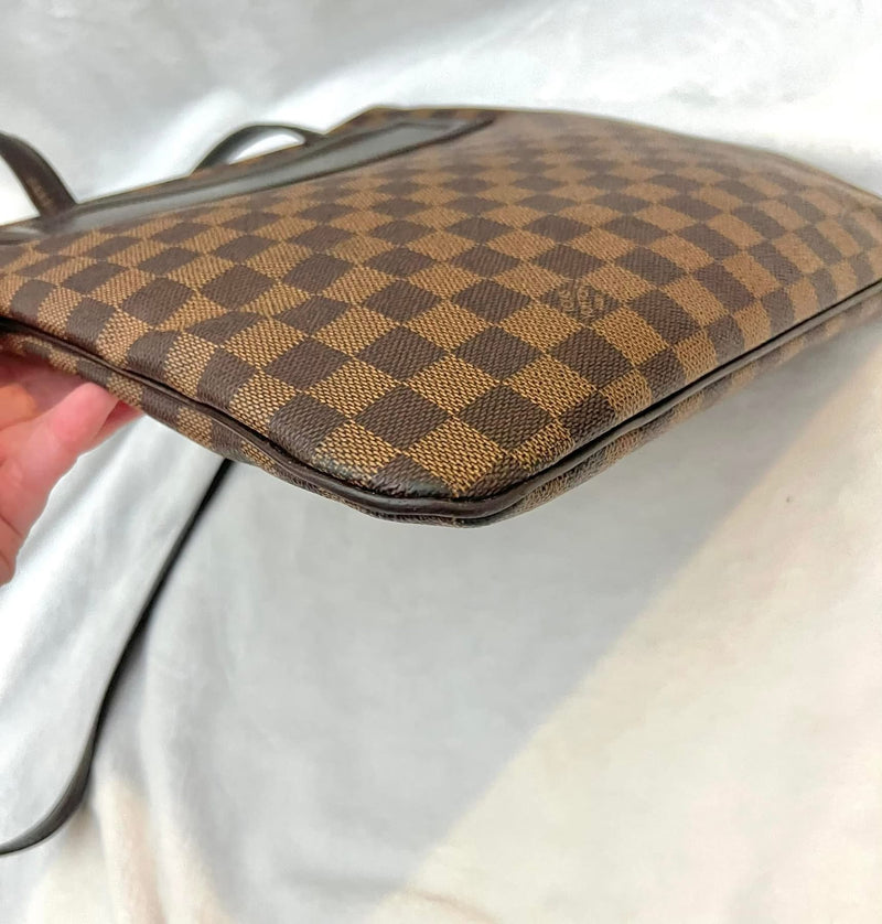 Louis Vuitton Damier Ebene Clifton Tote