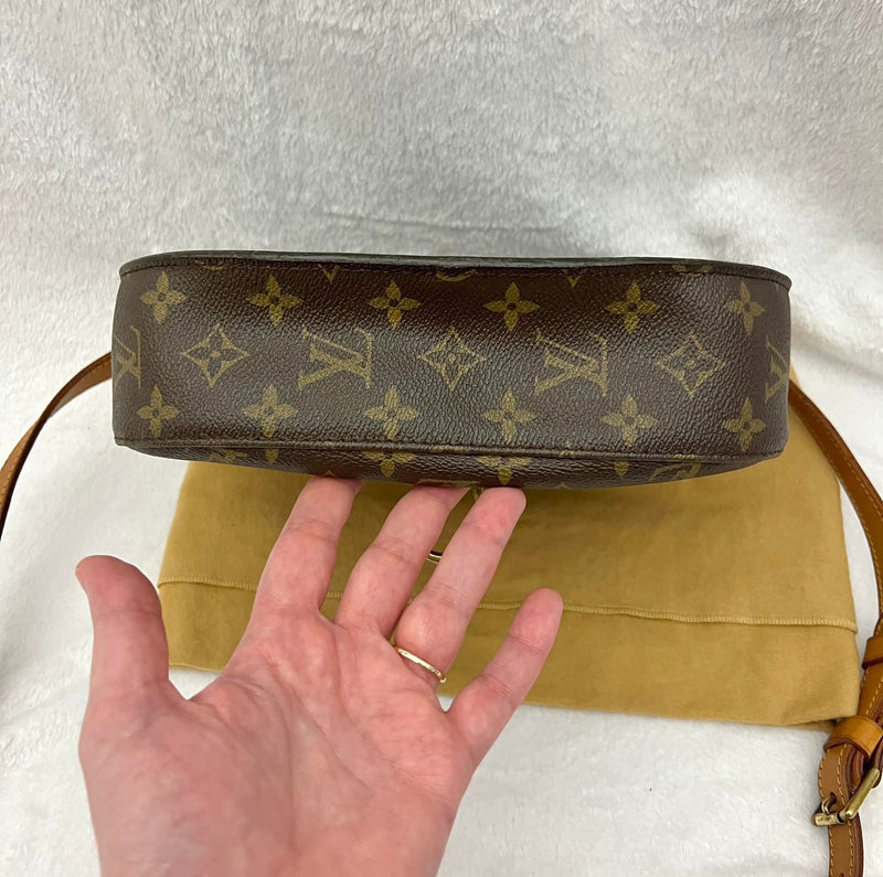 Louis Vuitton Saint Cloud GM Crossbody